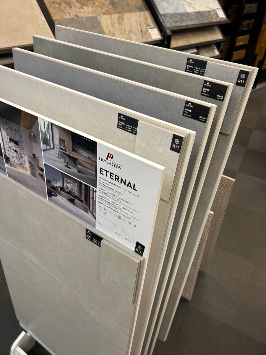 Carrelage intérieur effet beton Progetto Baucer à La Garde proche de Toulon dans le 83