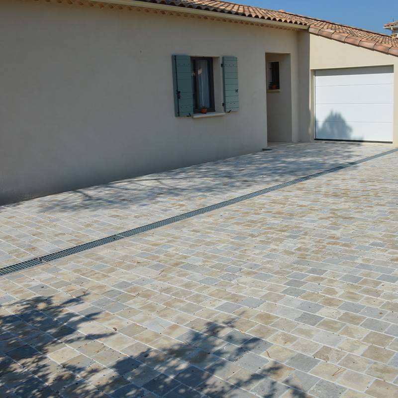 Pavés Athena Antique Rustic Bayadère couleur clair en vente à Hyères dans le 83