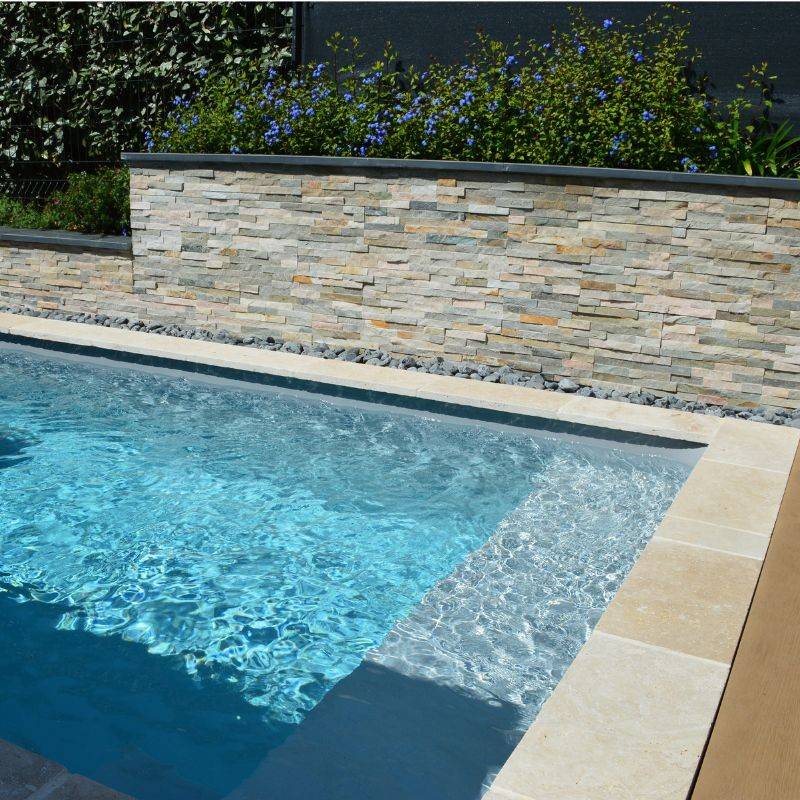 Vente de plaquette de parement quartzite mélangé 60x15cm à Toulon dans le 83