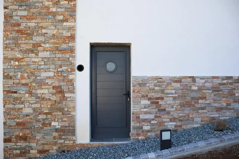 Vente de pierre naturelle pour faire son mur en parement sur Toulon dans le Var