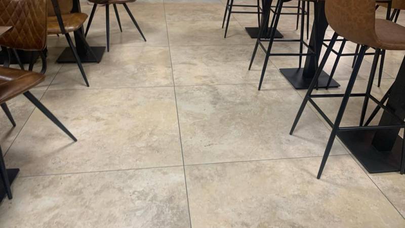 Achat carrelage reproduction Travertin pour intérieur à La Valette-du-Var proche de Toulon