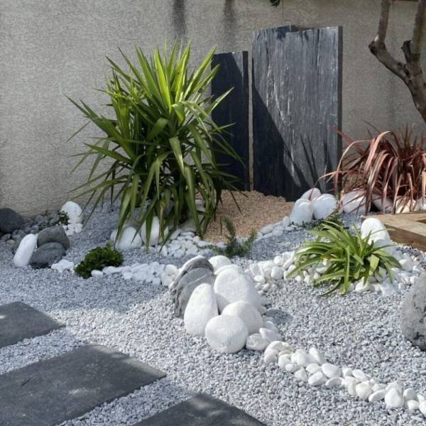 Achat de galet blanc en marbre pour mon jardin à Toulon dans le Var 